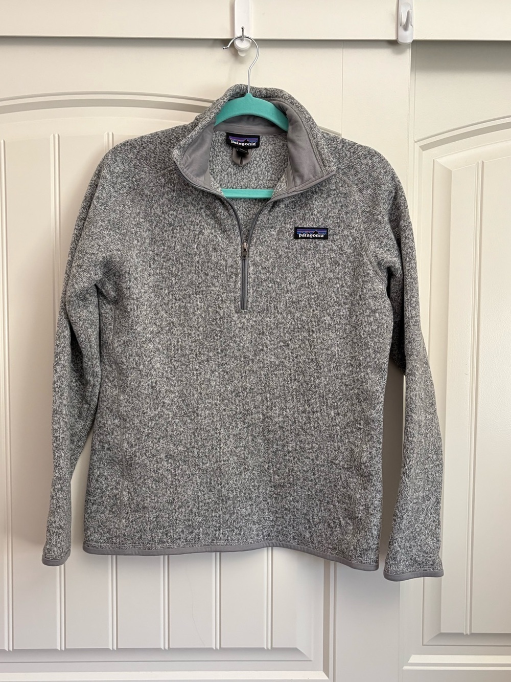 Patagonia Better Sweater 1/4 Zip Fleece in a heathered gray size medium